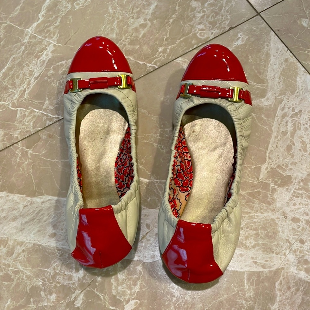 Bright color flats